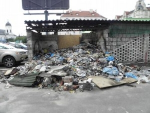 Śmietnik w centrum Poznania Foto: Straż Miejska