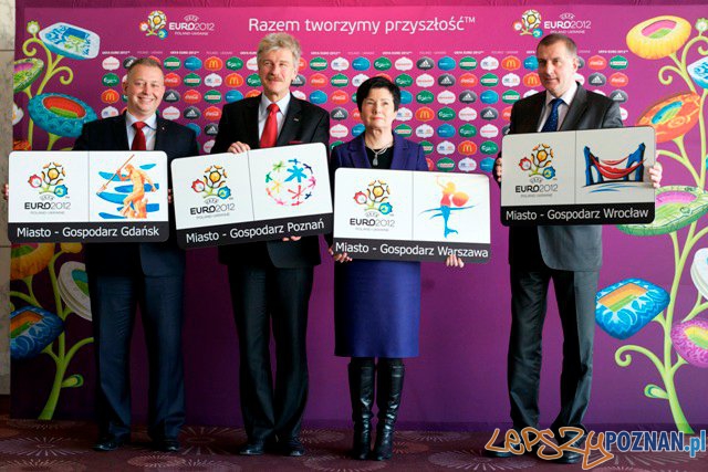 logotypy miast-gospodarzy Euro 2012 Foto: Ryszard Grobelny