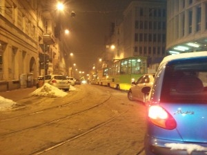 Zablokowane tramwaje na Mielżyńskiego  Foto: gsm