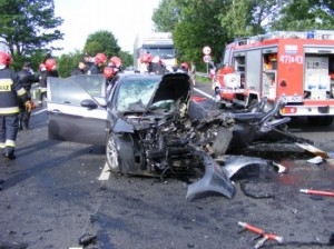 Śmiertelny wypadek na drodze krajowej nr 2 - 22.06.2011 Foto: KW PSP w Poznaniu
