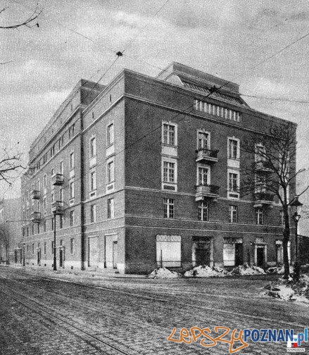 Dom mieszkalny przy skrzyżowaniu Garbar i Grochowych Łąk, rok 1928 Foto: fotopolska.eu