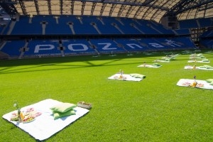 Śniadanie na Stadionie Miejskim 17.07.2011 r. Foto: lepszyPOZNAN.pl / Piotr Rychter