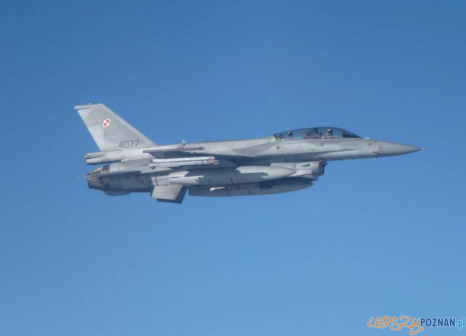 F-16 z Bazy w Krzesinach