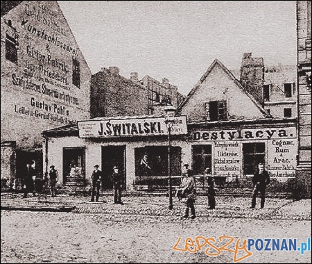 Destylarnia w miejscu dzisiejszego Hotelu Royal przy Św. Marcinie, koniec XIX wieku Foto: http://www.hotel-royal.com.pl Destylarnia w miejscu dzisiejszego Hotelu Royal przy Św. Marcinie, koniec XIX wieku Foto: http://www.hotel-royal.com.pl