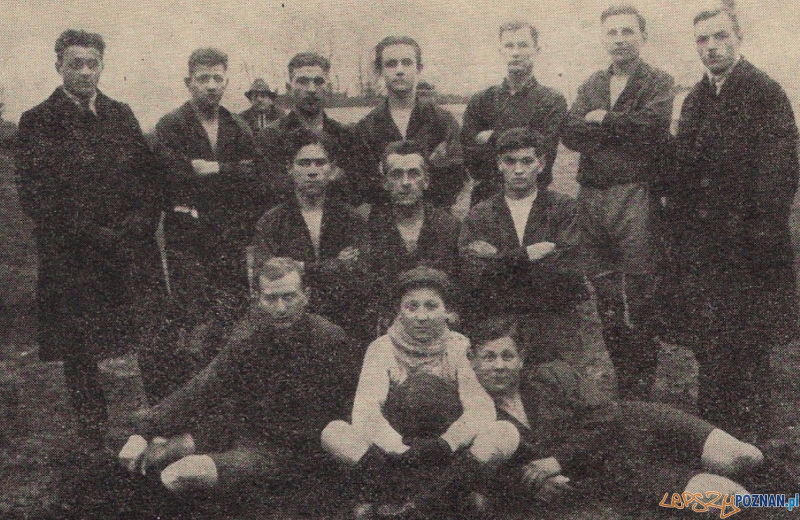 KS Lutnia - rok 1923 Foto: Archiwum KKS LECH