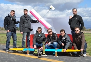 Studenci z Politechniki na zawodach AeroDesign Foto: Studenci z Politechniki na zawodach AeroDesign