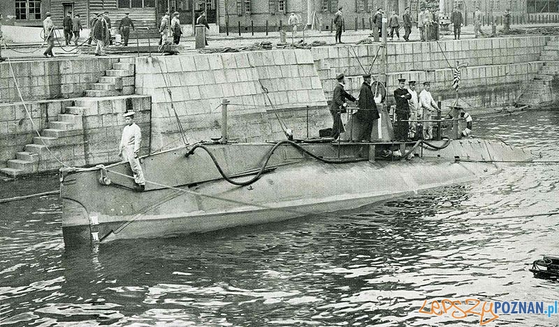 Pierwszy amerykański okręt podwodny skonstruowany przez J.P. Hollanda Foto: wikipedia