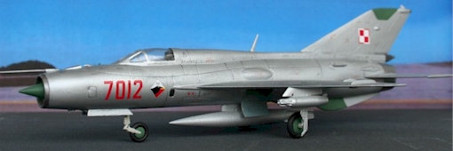 Model w skali 1-72 samolotu Mig-21 PFM w oznakowaniu 62 Pułku Lotnictwa Myśliwskiego z Poznania Foto: http://www.korabit.pl