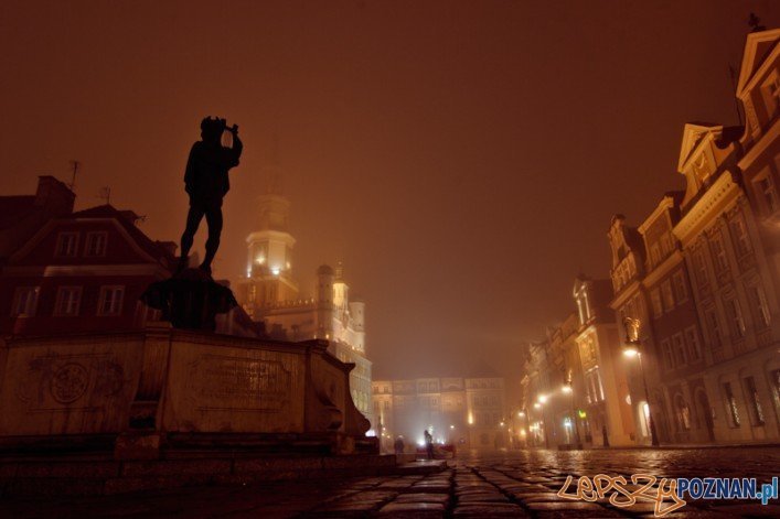 Miasto we mgle - Stary Rynek