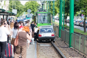 Auto na torowisku Foto: lepszyPOZNAN.pl / Piotr Rychter