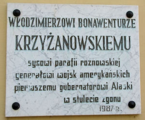Tablica pamiątkowa Krzyżanowskiego w Rożnowie Foto: http://www.staff.amu.edu.pl/~gmazurek