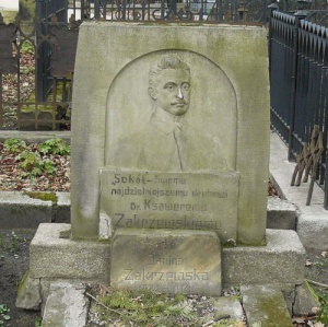 Nagrobek Ksawerego Zakrzewskiego Foto: wikipedia