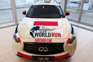 QX70 - catcher car Foto: Infinity