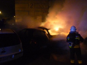 Płonęły samochody w Czerwonaku! Foto: PSP JRG 8