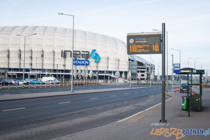 Przystanek autobusowy przy Inea Stadionie