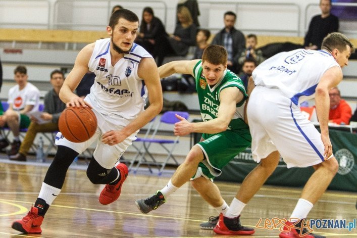 Biofarm Basket Poznań - MKS Znicz Basket Pruszków 60:61 - Pozn