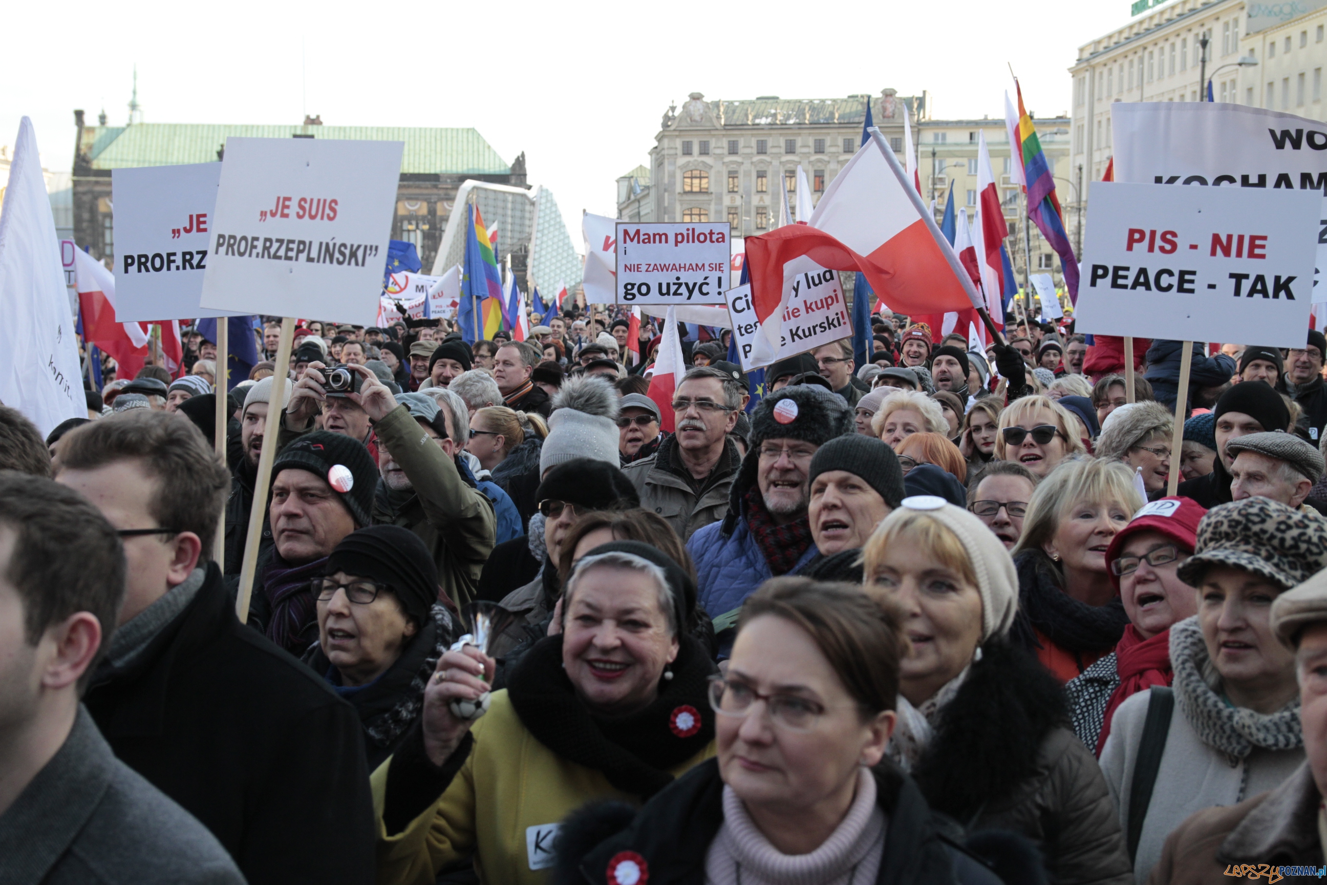 Szybka migawka - protest w obronie mediów