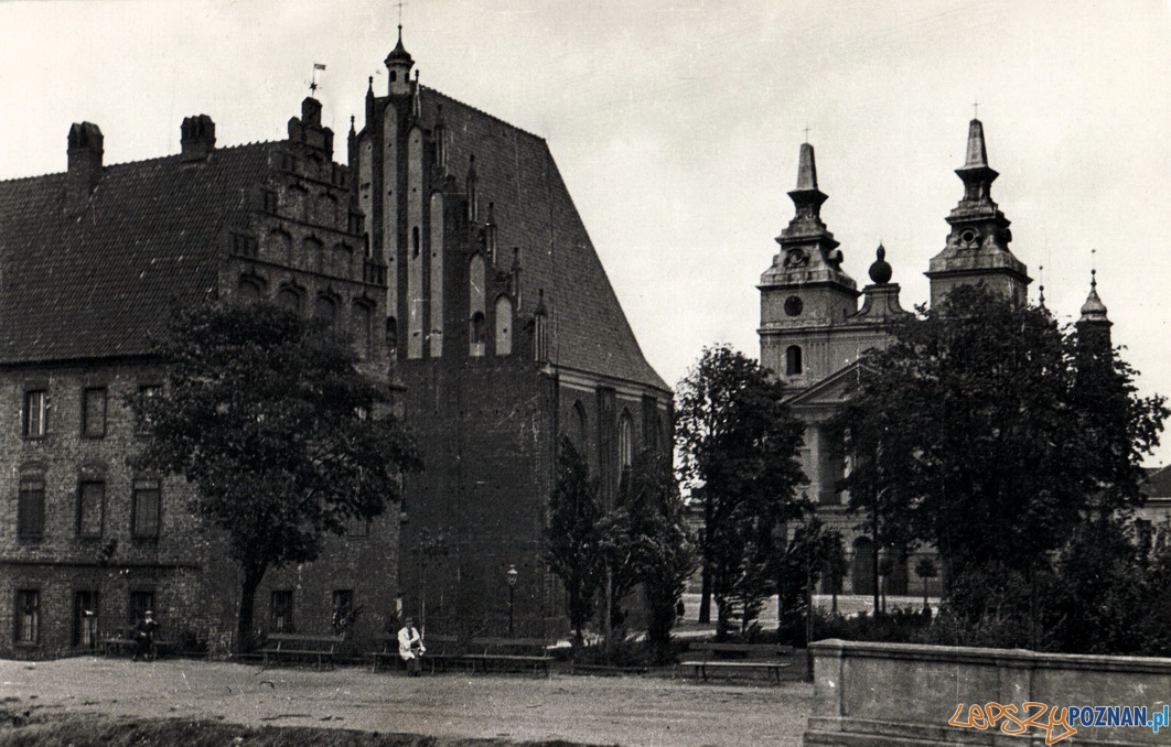 Katedra - okres międzywojenny XX wieku