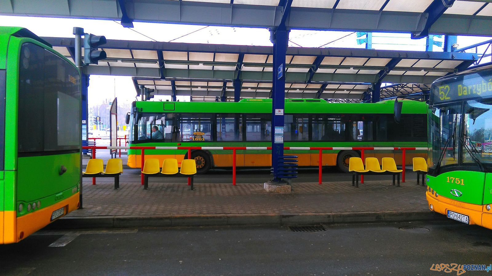 Dworzec Rataje - autobusy