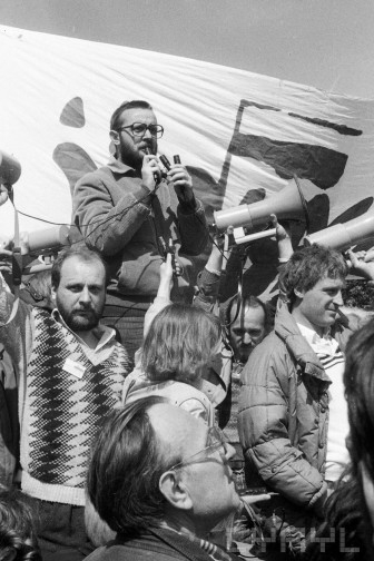 Janusz Palubicki - niezależne obchody 1 maja 1989 r.