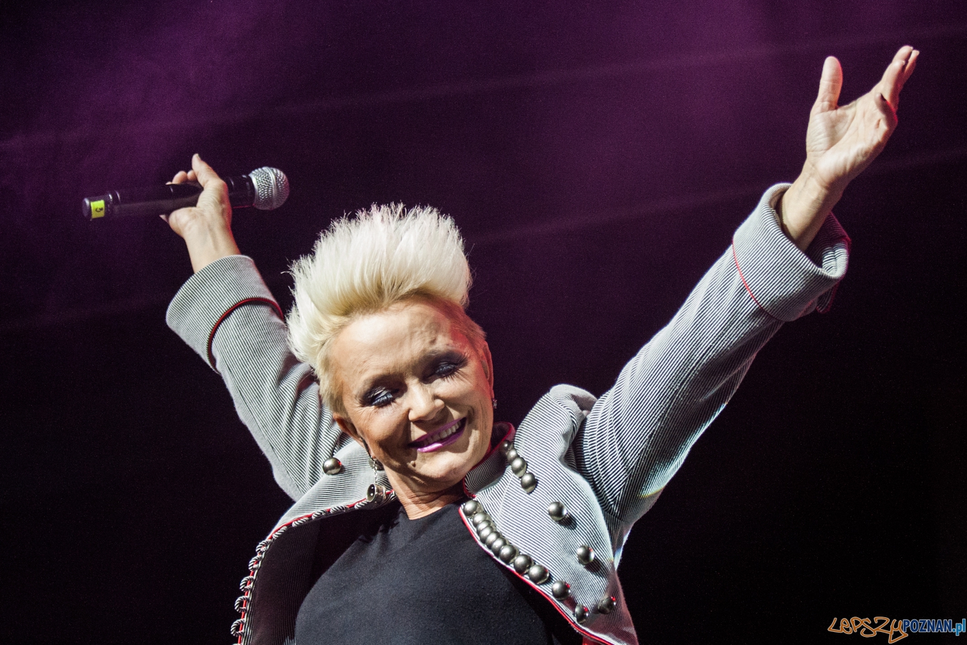 U2 symfonicznie - Małgorzata Ostrowska (24.04.2016) Sala Ziemi
