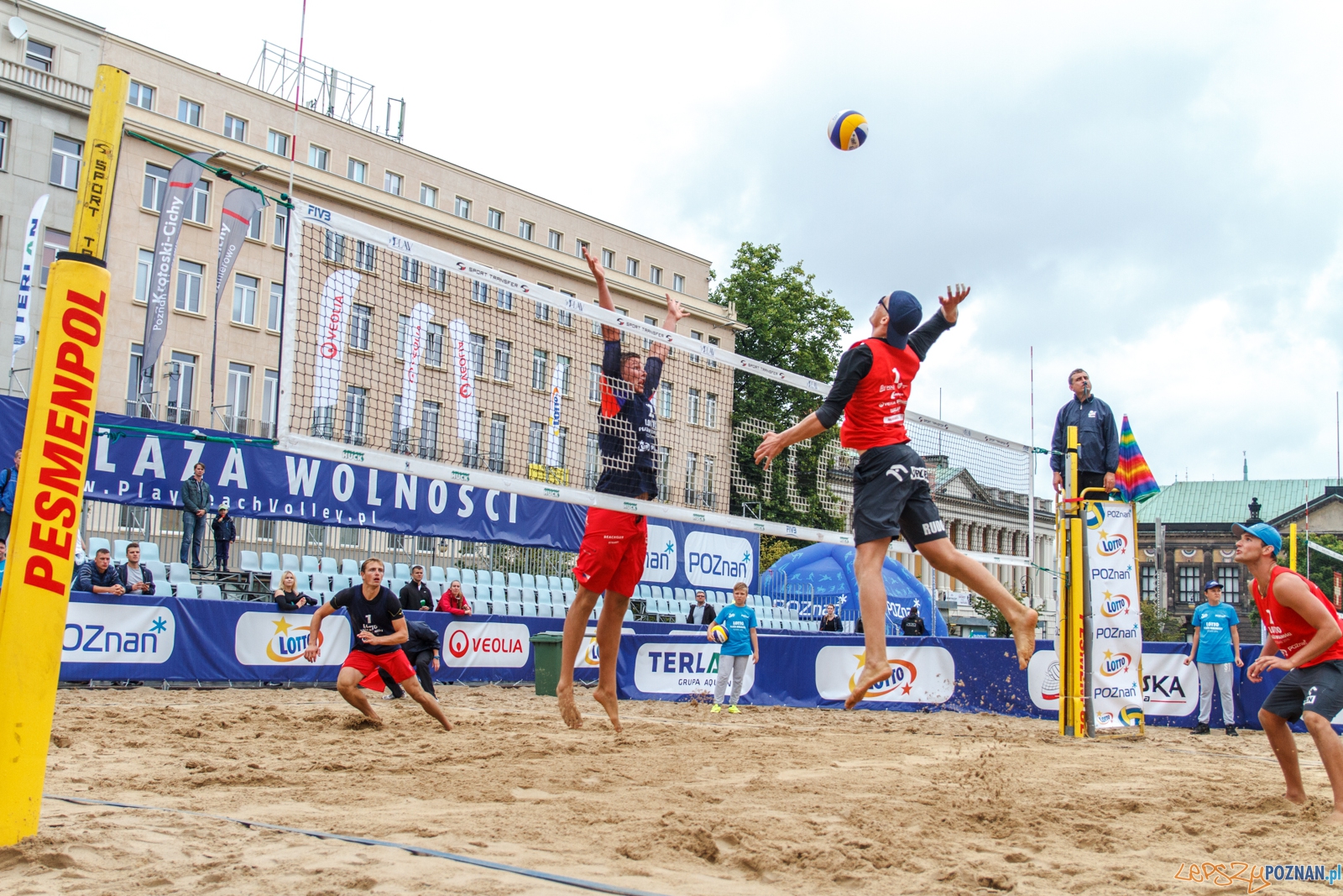 W meczu o III miejsce w turnieju Lotto Plaża Wolności w Poznaniu zdobyła polska para Maciej Kosiak/Maciej Rudol wygrywając 2:0 z czeską parą Ondřej Perušič/David Schweiner.