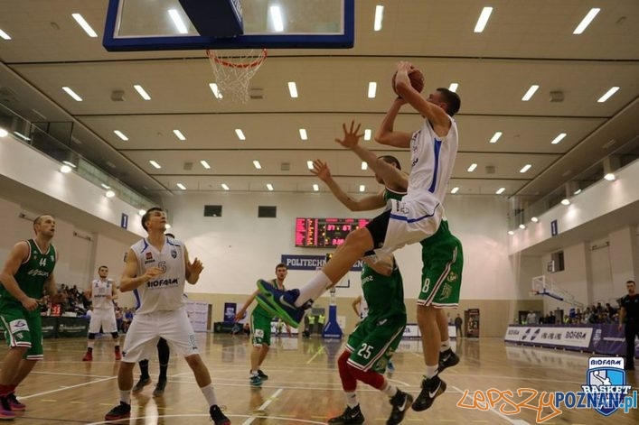 Koszykarze Biofarmu Basket Poznań pokonali warszawską Legię