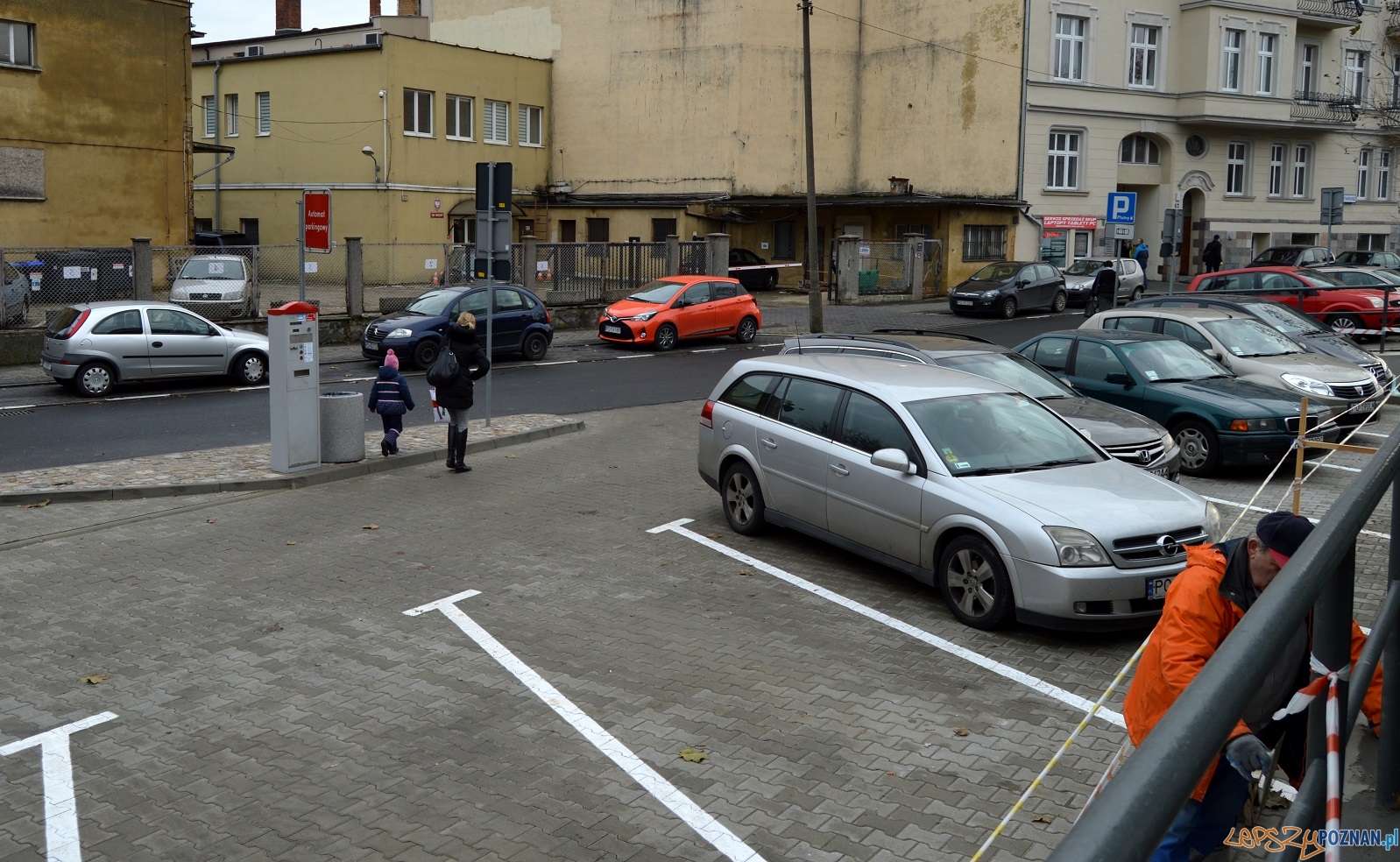 Parking przy Piaskowej - wyremontowany i płatny