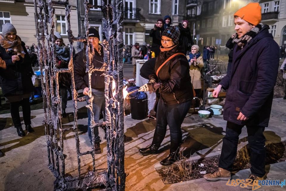 Sylwester na łazarskim skwerze przy ul. Małeckego 2015/2016