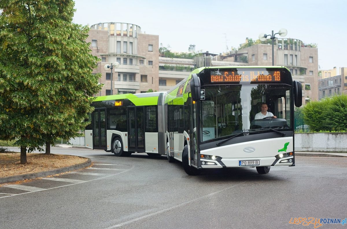 Solaris Urbino 18