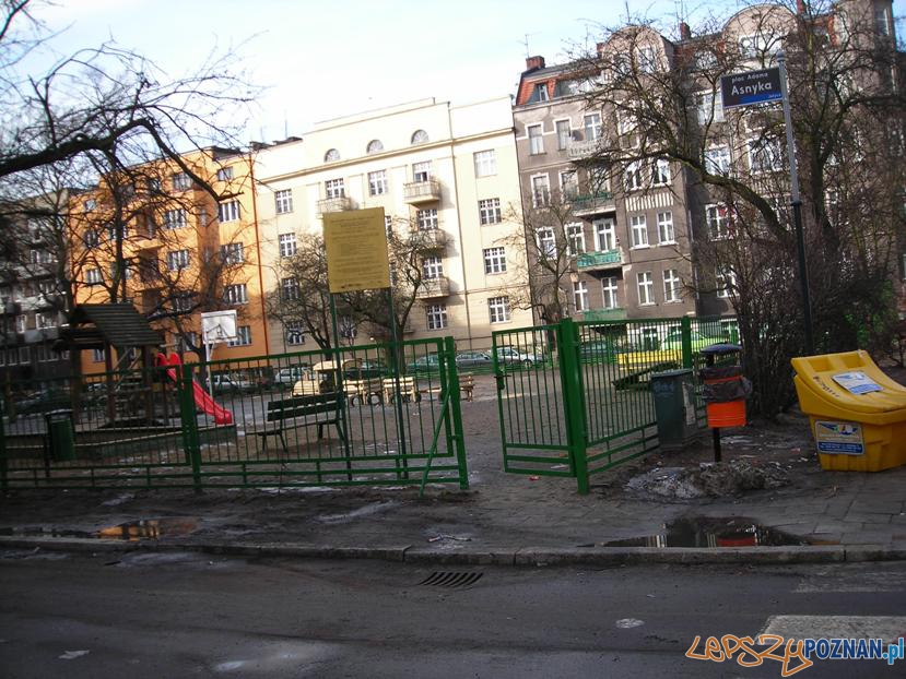 foto: ZDM - plac Asnyka  Foto: 