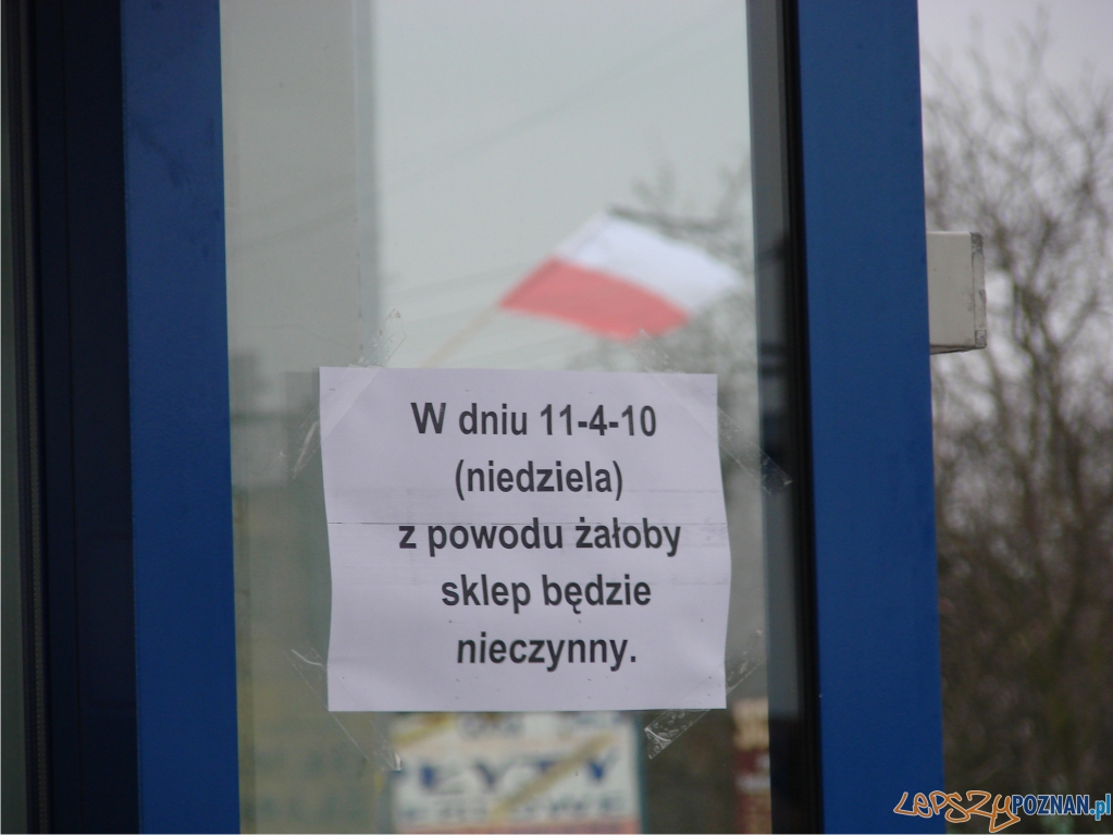 tak było zaraz po katastrofie - tak też będzie podczas pogrzebu Foto: tak było zaraz po katastrofie - tak też będzie podczas pogrzebu Foto: