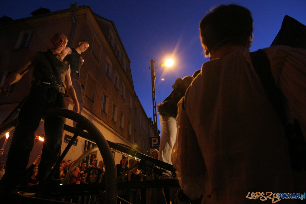 Festiwal Malta - dzień czwarty 28.06.2010 r. - PERIPLUM - Arquiem  Foto: Piotr Rychter