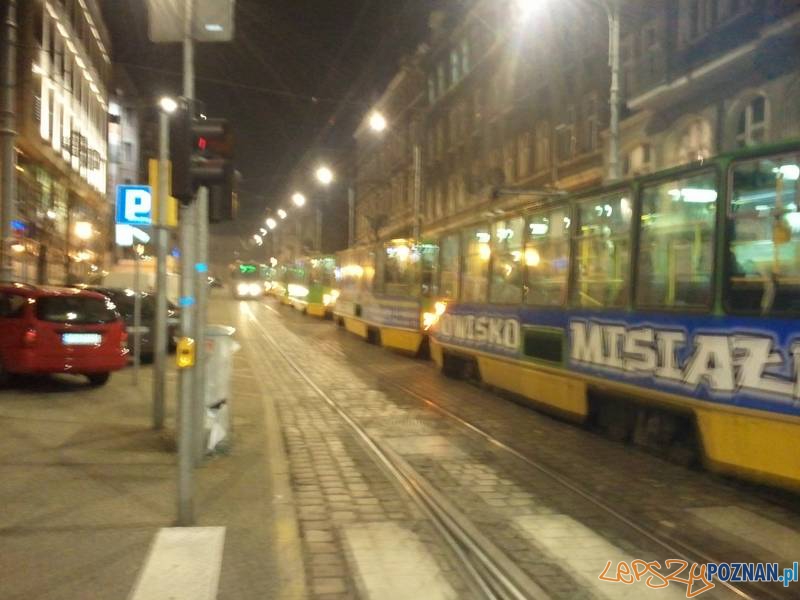 Tramwaje stoją na Podgórnej  Foto: piotr