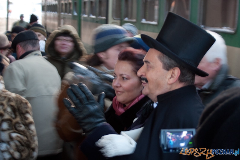 Ignacy Paderewski na Dworcu Głównym - 26.12.2010 r.  Foto: Paweł Rychter