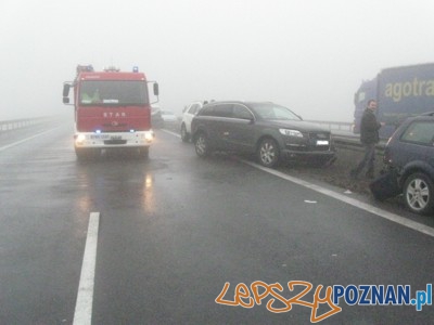 Wypadek na autostradzie pod Wrześnią  Foto: Państwowa Straż Pożarna