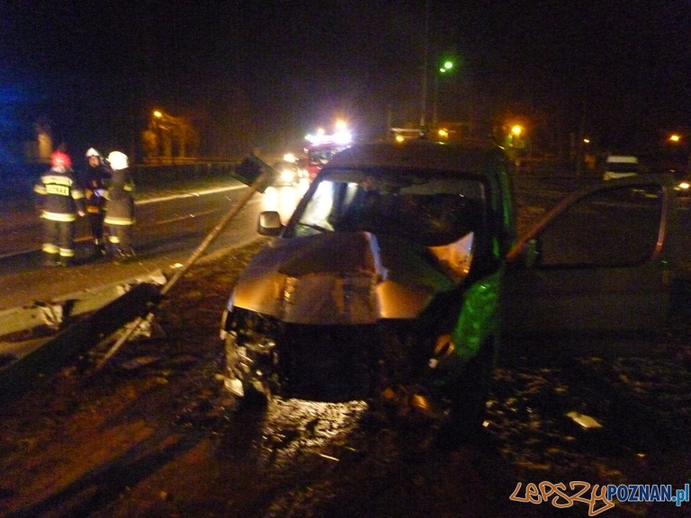 wypadek w Owińskach  Foto: KM PSP 