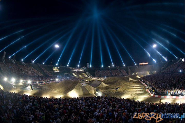 Red Bull X-Fighters  Foto: Red Bull X-Fighters