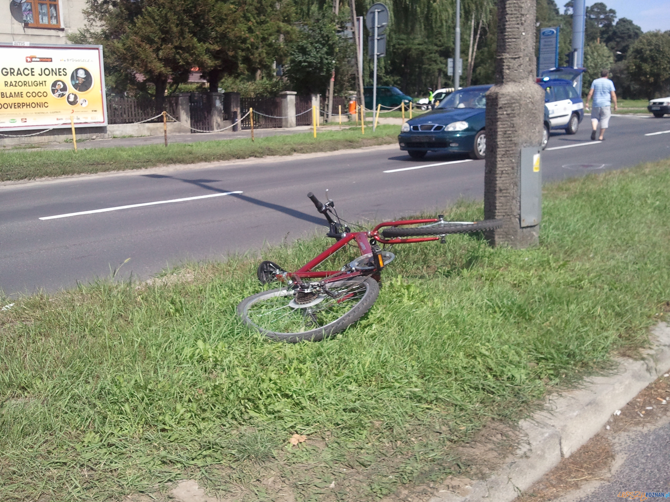 Potrącenie rowerzysty na ulicy Warszawskiej  Foto: lepszyPOZNAN.pl / gsm