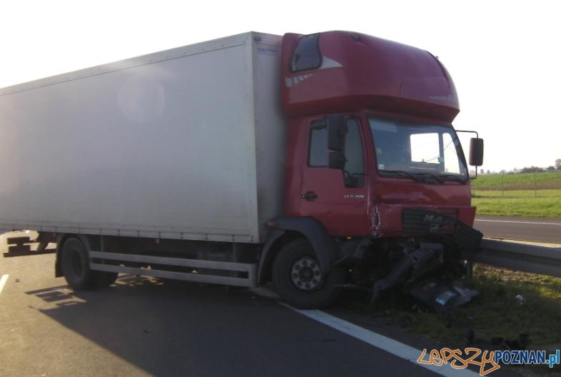 Śmiertelny wypadek na autostradzie  Foto: KWP w Poznaniu