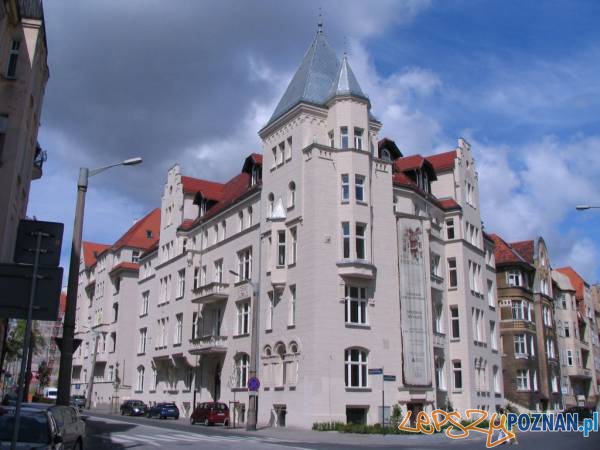 Wyspiańskiego 12 (Chełmońskiego 23) - Villa Historica  Foto: IDP