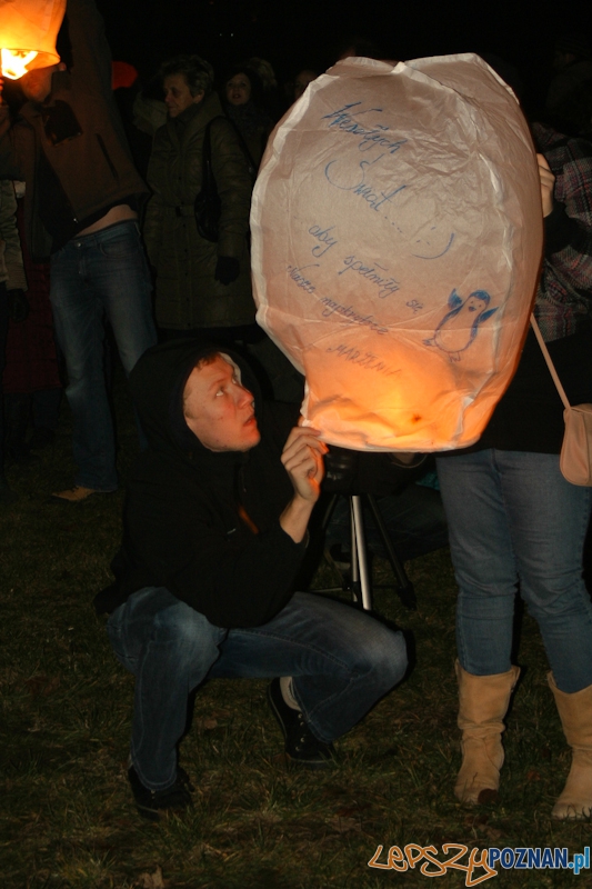 Lampiony Wolności nad Wartą - Poznań 10.12.2011 r.  Foto: Ewelina Gutowska