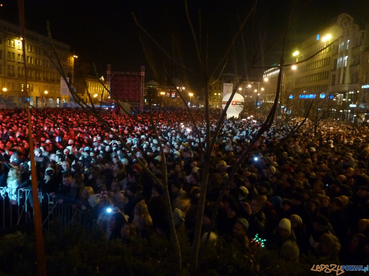 Zabawa na Placu Wolności  Foto: Maciej Koterba