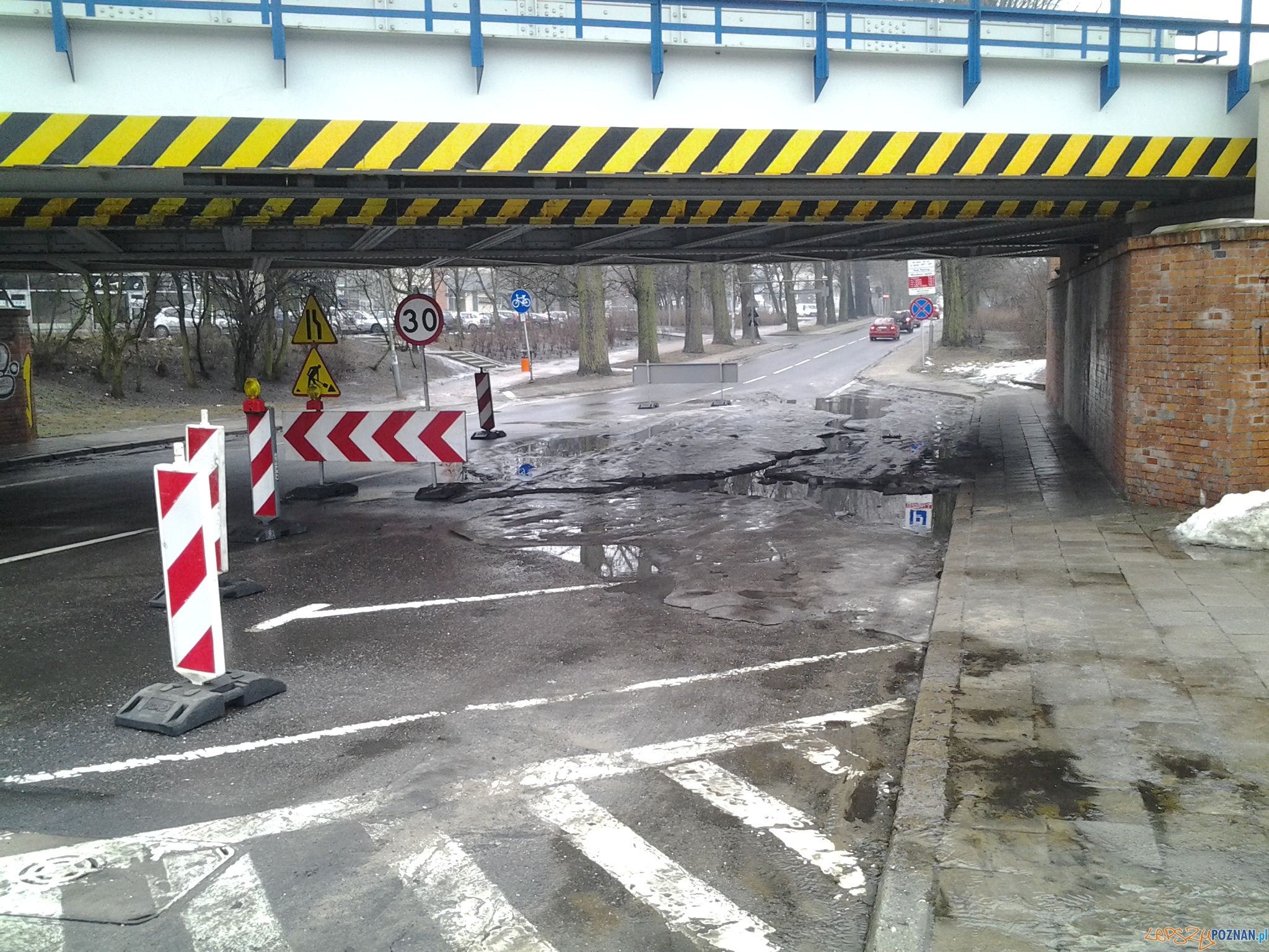 Utrudnienia na Alei Niepodległości  Foto: lepszyPOZNAN.pl / ag