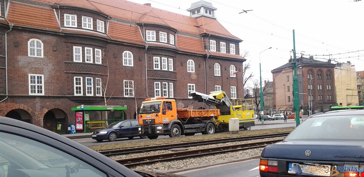 Odkurzacz na Estkowskiego  Foto: lepszyPOZNAN.pl / gsm