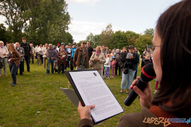 Mieszkańcy Wildy przeciwko lądowisku w parku Jana Pawła II - Poznań 02.06.2012 r.  Foto: LepszyPOZNAN.pl / Paweł Rychter