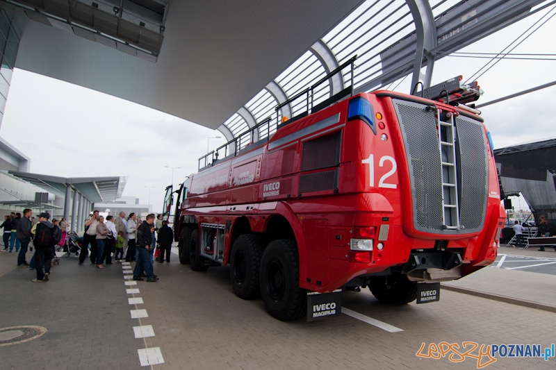 Drzwi otwarte i Dzień Dziecka w nowym terminalu na Ławicy - Poznań 03.06.2012 r.  Foto: LepszyPOZNAN.pl / Paweł Rychter