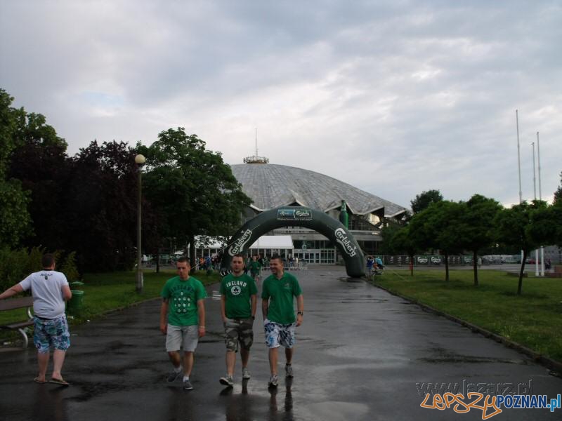 Irlandczycy pod Areną  Foto: lazarz.pl