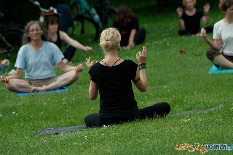 Joga na 50+ w parku Cytadela  Foto: Ewelina Gutowska