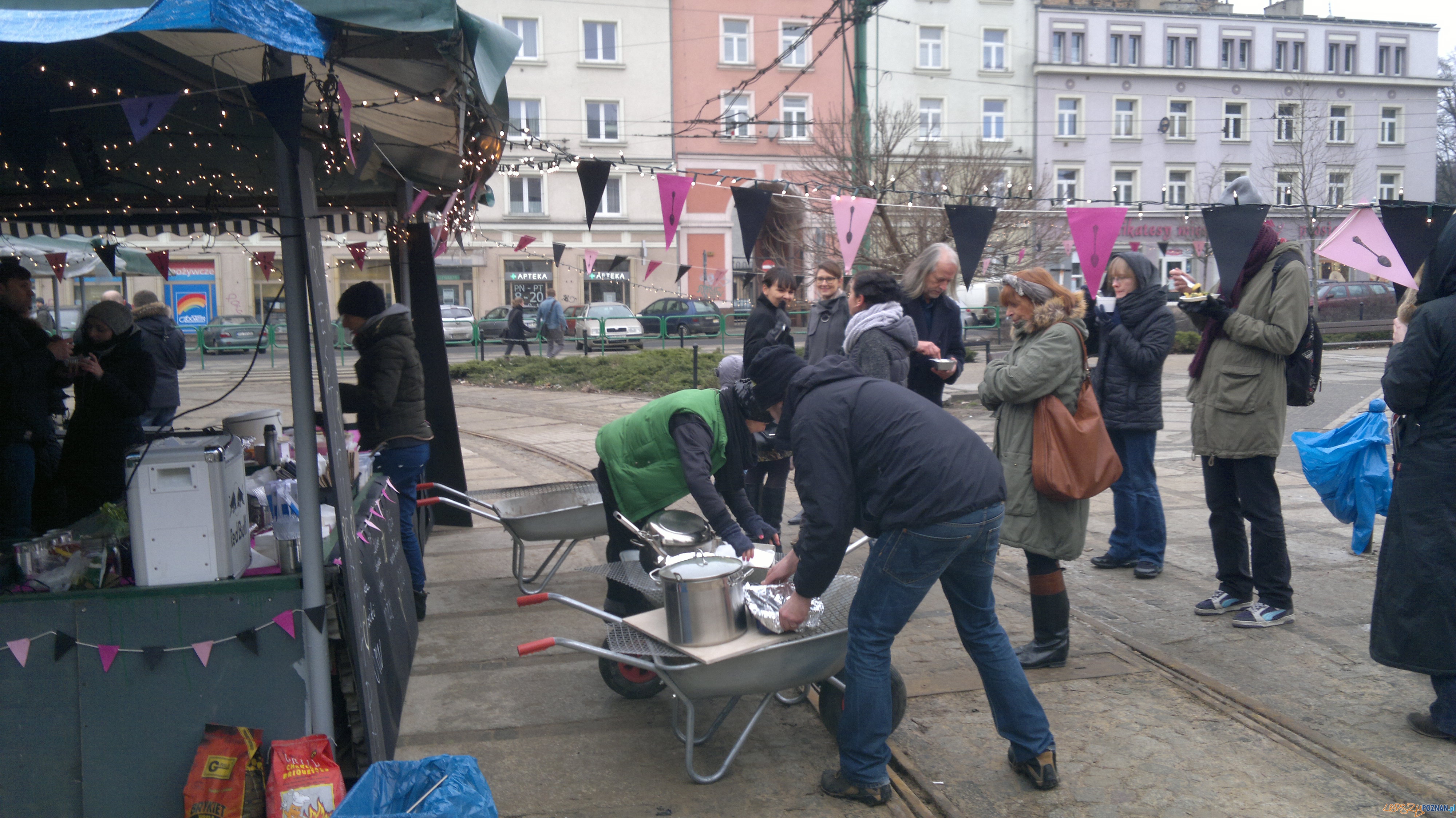 Restaurant Day na Placu Wielkopolskim (2)  Foto: TD